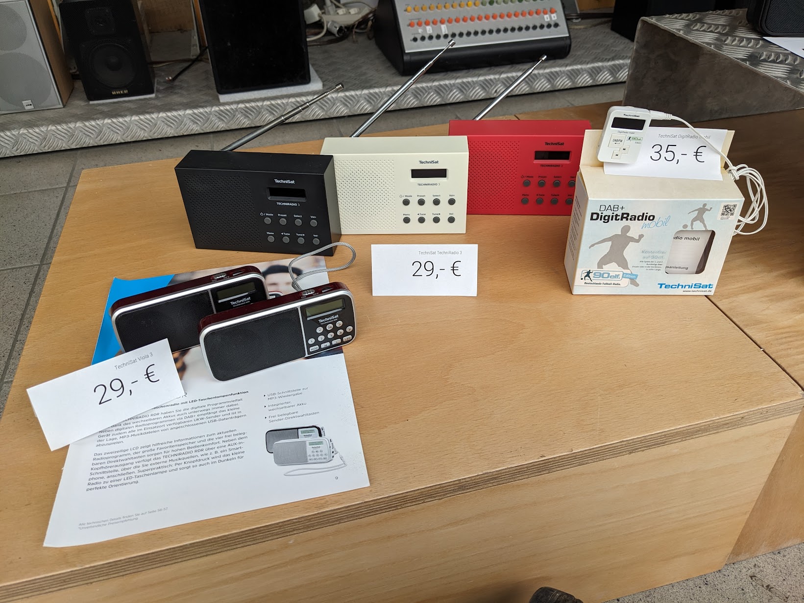 diverse DAB+ Radios